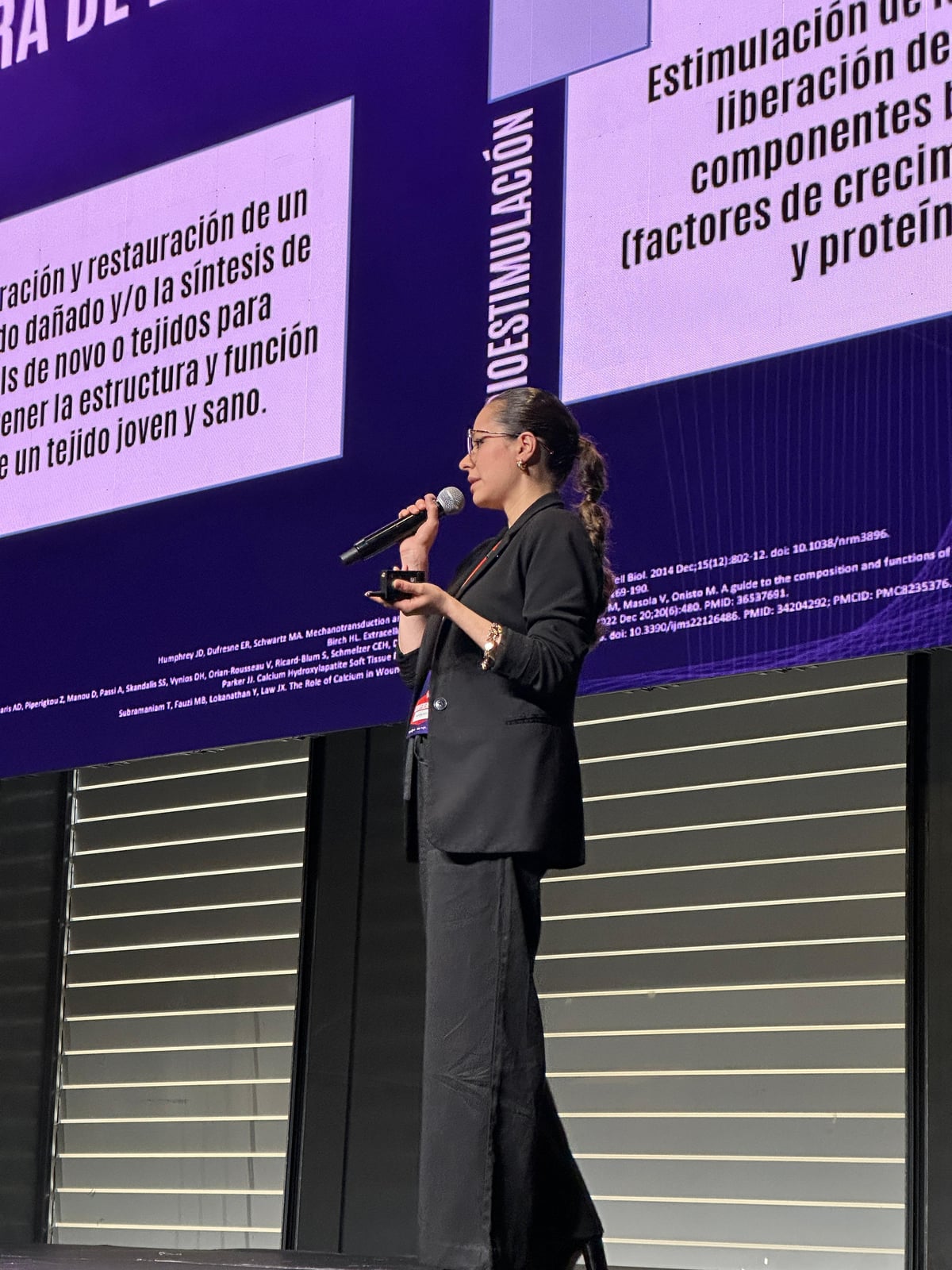 Dra. Valentina Dicker como speaker